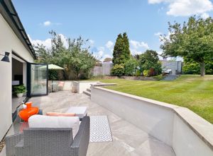 Photo 27- click for photo gallery